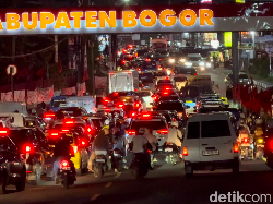 Video Kepadatan Jalur Puncak Malam Ini
