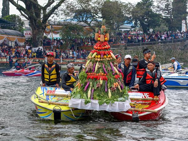 Labuhan Sarangan Jadi Wujud Syukur Warga Magetan