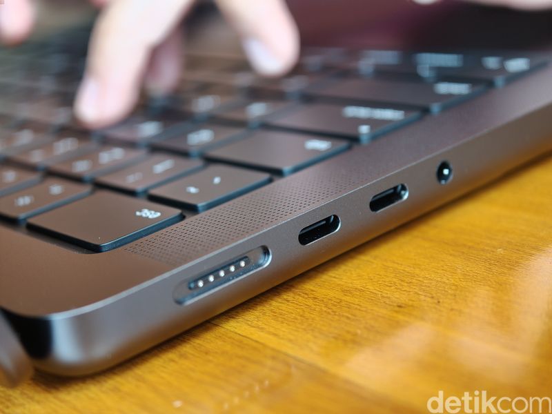 MacBook Pro M5 2025