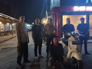 Pemuda di Makassar Rampas HP Pelajar Modus Ngaku Polisi Narkoba