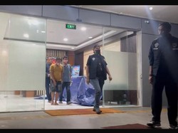 Polisi Tangkap 2 Pak Ogah Lakukan Pungli hingga Bikin Resah di Jakbar