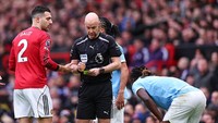 MU Vs Man City: Dalot Kok Gak Dikartu Merah?