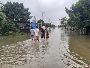 Banjir di Jekenan Pati Nyaris 1 Meter, Jalur Alternatif ke Rembang Terputus