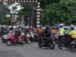 Polisi Tindak Pengendara Lawan Arah di Lebak Bulus, Ada yang Marah-Ngeyel