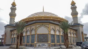 Masjid Al-Ikhlas Resmi Dibuka, Ikon Ibadah Baru di PIK 2