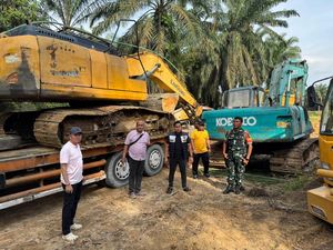 Tambang Ilegal di Kampar Digerebek: 3 Tersangka Dijerat, Alat Berat Disita