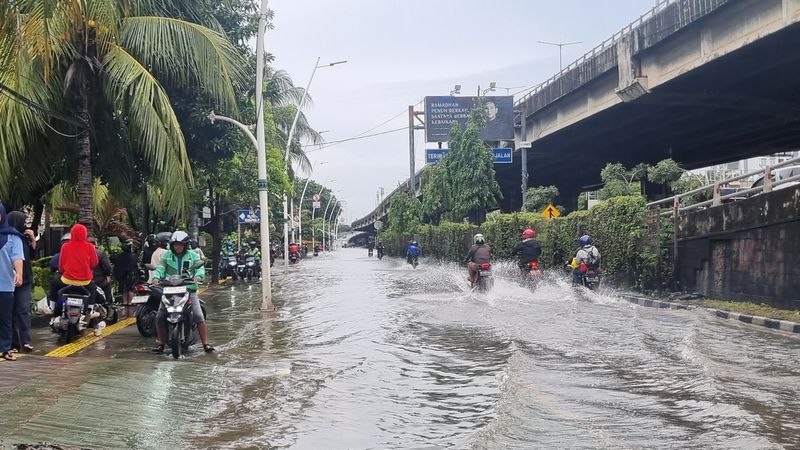 Banjir di Jalan Ahmad Yani, Jakarta Pusat (Taufiq/detikcom)