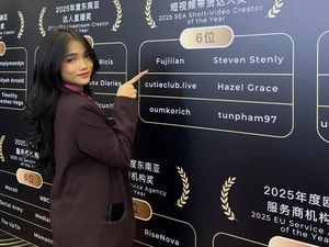 Fuji Dapat Penghargaan Bergengsi di China