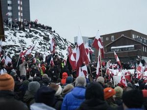 Rencana Trump Caplok Greenland Picu Demo Penolakan