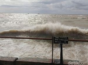 Waspada Banjir Rob dan Dampak Siklon Tropis di NTT hingga 20 Januari