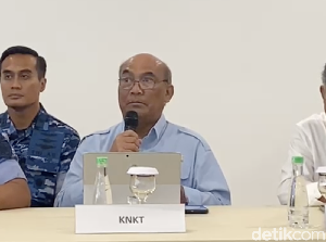 KNKT Pastikan Pesawat ATR 42-500 Tabrak Lereng Gunung Usai Hilang di Maros