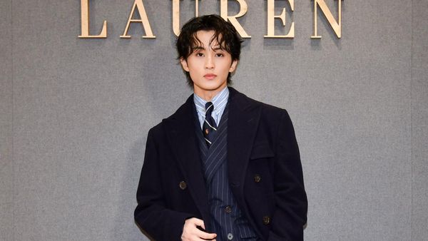 Pesona Mark NCT Jadi Ralph Lauren Prince di Milan Fashion Week 2026