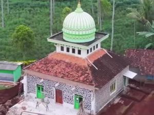 Keunikan Masjid Batu dari Lampung Timur, Simbol Gotong Royong