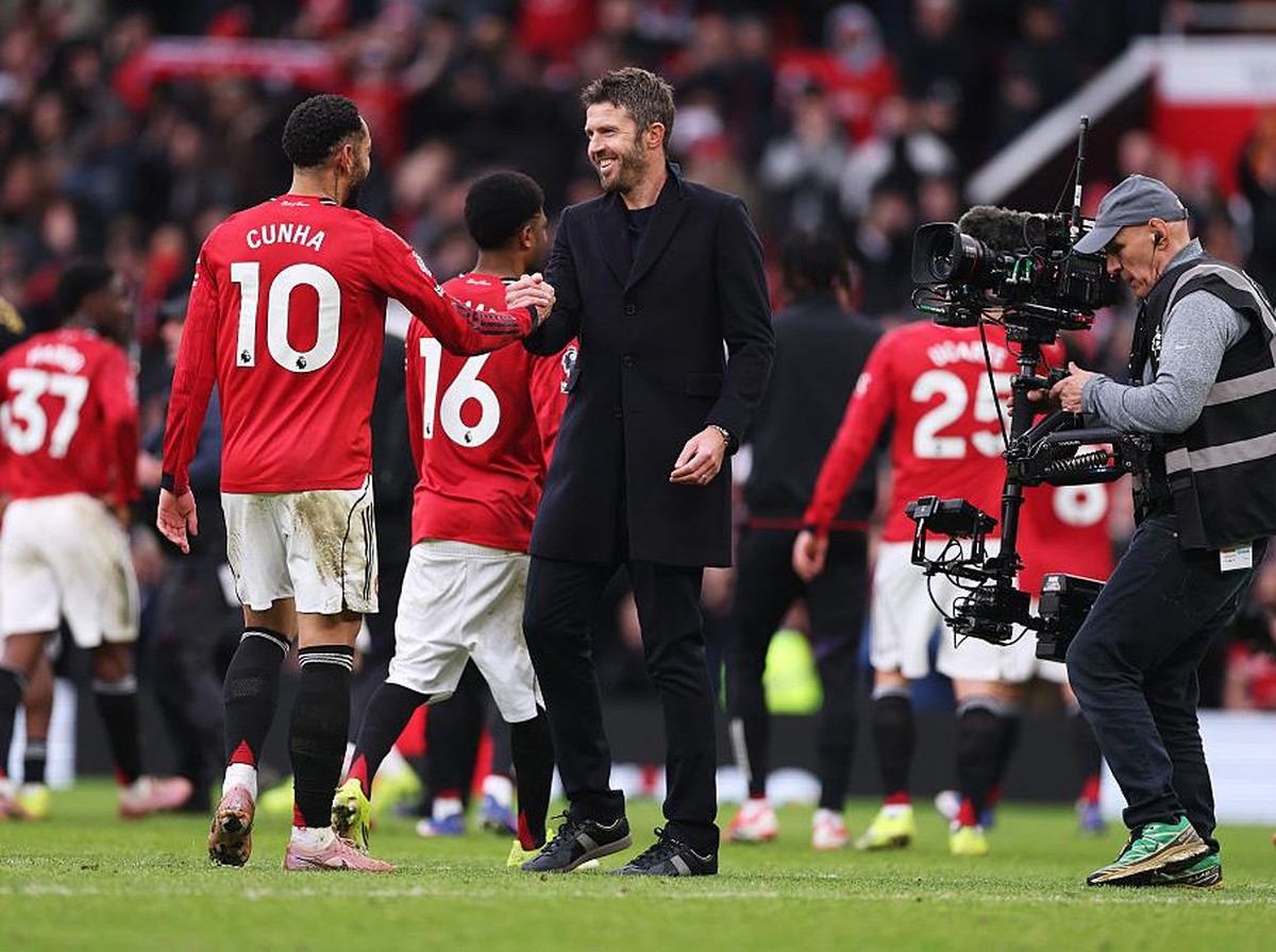 Michael Carrick berharap libur panjang bertuah untuk Manchester United. (Foto: Getty Images/Carl Recine)