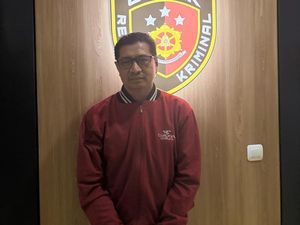 Bus Trans Jatim di Gresik Dilempari Batu, Pelakunya Oknum ASN