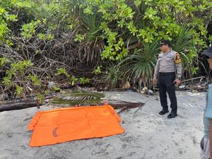 Polisi Temukan Bra-Cincin di Lokasi Penemuan Mayat Telanjang di Lombok Utara