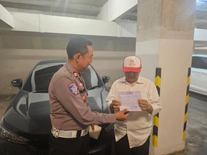 Viral Mobil Lawan Arah Masuk Tol Dalkot dari Exit Tol, Berujung Ditilang