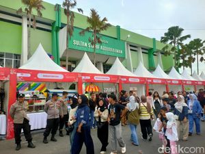 Semringah Pengusaha UMKM, Dagangan Laris Manis di Event Daihatsu