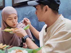 Hangatnya Ricky Harun dan Herfiza Kulineran di Bandung Pesan 11 Menu