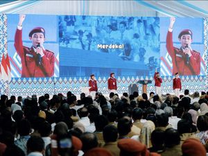 Anak Driver Ojol Dapat Beasiswa ke LN Usai Pidato Bahasa Inggris Depan Prabowo