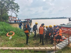Perempuan yang Terjun dari Jembatan Aurduri Jambi Ditemukan Tewas