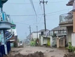 Banjir Terjang Desa Bendosari Malang
