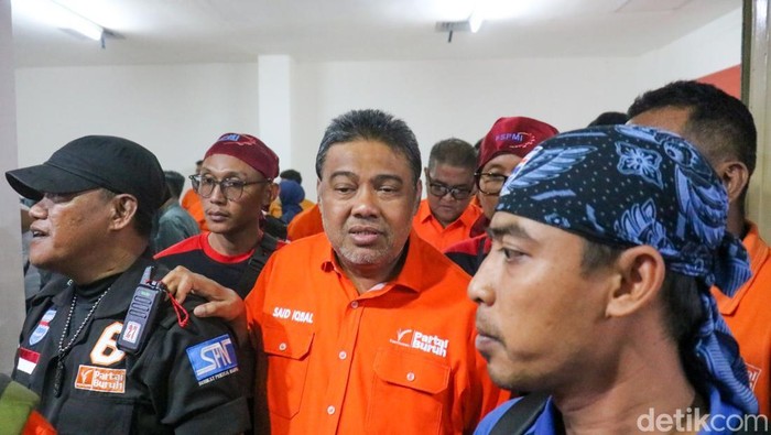 Kongres V Partai Buruh: Empat Tuntutan terkait UMP, Demokrasi, dan RUU Ketenagakerjaan