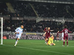 Debut Manis Donyell Malen: Jumat Gabung Roma, Minggu Cetak Gol