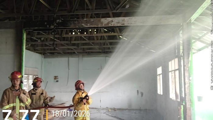 Gudang Logistik Pesantren di Bogor Terbakar, Diduga Akibat Korsleting