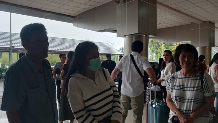 Keluarga Pramugari Korban Gempa di Bulusarung Harapkan Kabar Baik