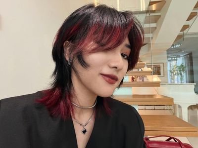 Isyana Sarasvati Tampil Edgy Siap Berbagi Era Abadhi dari Eklektiko
