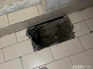 Dugaan BPBD soal Galian Mengeluarkan Asap di Rumah Warga Surabaya