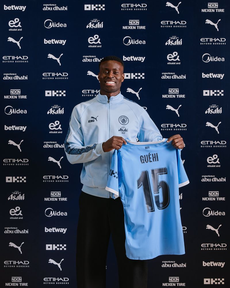 Kabar transfer Marc Guehi diumumkan Man City, Senin (19/1/2026) malam WIB. The Sky Blues tak mengumumkan nominal transfernya, tapi diklaim mencapai 20 juta paun.