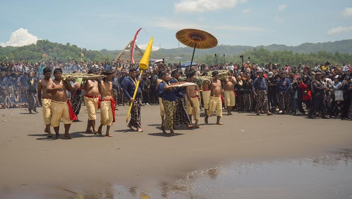 Labuhan Keraton Yogyakarta di Bantul