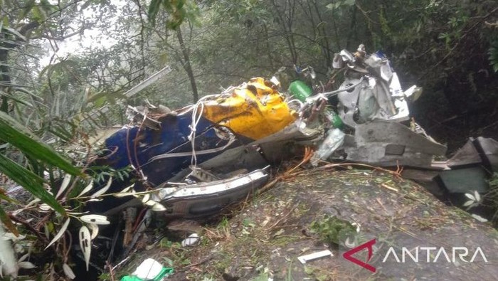 Pilot ATR 42-500 Jatuh di Pangkep, Keluarga Berharap Mukjizat