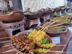 Menikmati Nuansa Autentik Jawa Tengah di Dago Bandung