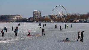 Setelah Hampir Satu Dekade, Danau Terbesar di Eropa Tengah Kembali Membeku