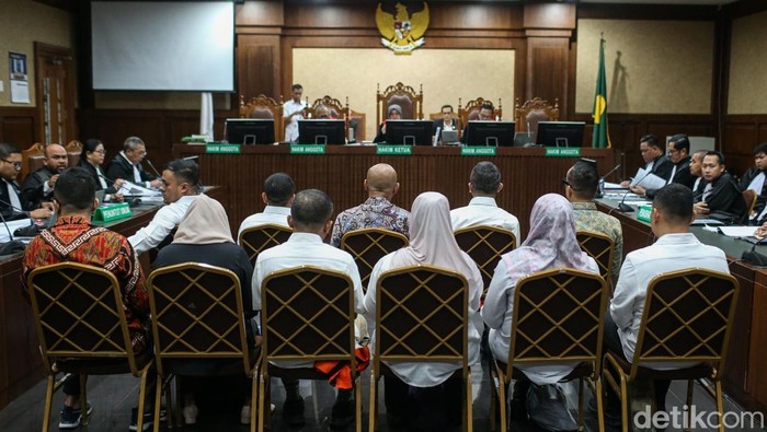 Terdakwa K3, Miki Mahfud, Ajukan Pengakuan Bersalah di Kasus Pemerasan