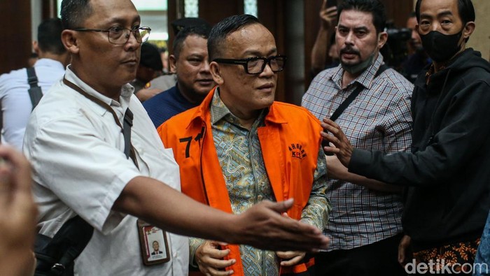 Sidang Perdana Kasus Pemerasan Sertifikasi K3, Eks Wamenaker Noel Hadir di Tipikor
