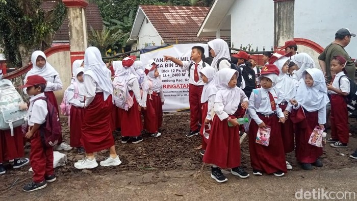 Pemkab Pandeglang Segehkan SDN Gerendong 1, Ahli Waris: Jangan Libatkan Siswa