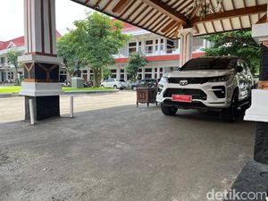 Beredar Kabar Bupati Pati Sudewo Ditangkap KPK