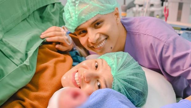 Susan Sameh Melahirkan