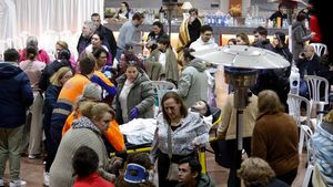 Tabrakan Kereta Cepat Guncang Spanyol, Ratusan Penumpang Dievakuasi