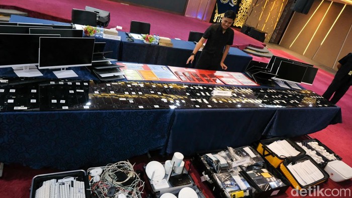 Tangerang: 27 WNA Ditemukan Terlibat Penipuan Love Scamming, Imigrasi Sita HP-PC