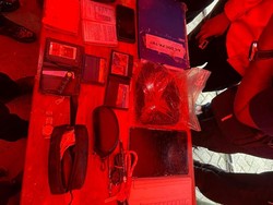 Catokan, Tab, hingga Foto Keluarga: Temuan Barang Milik Korban ATR 42-500