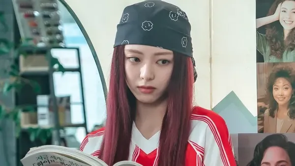 Potret Yuna ITZY Jadi Adik Park Shin Hye, Tuai Sorotan Kelewat Mirip