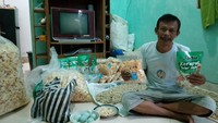 Awalnya Tugas Prakarya, Kerupuk Telur Asin Juntinyuat Tembus Mancanegara