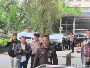 Penampakan Bupati Pati Sudewo Tiba di KPK Usai Kena OTT