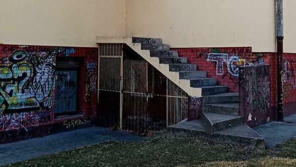 7 Tangga Paling Aneh, Salah Pijak Bisa Langsung Tobat