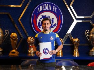 Arema FC Pinjam Gustavo Franca dari Persija